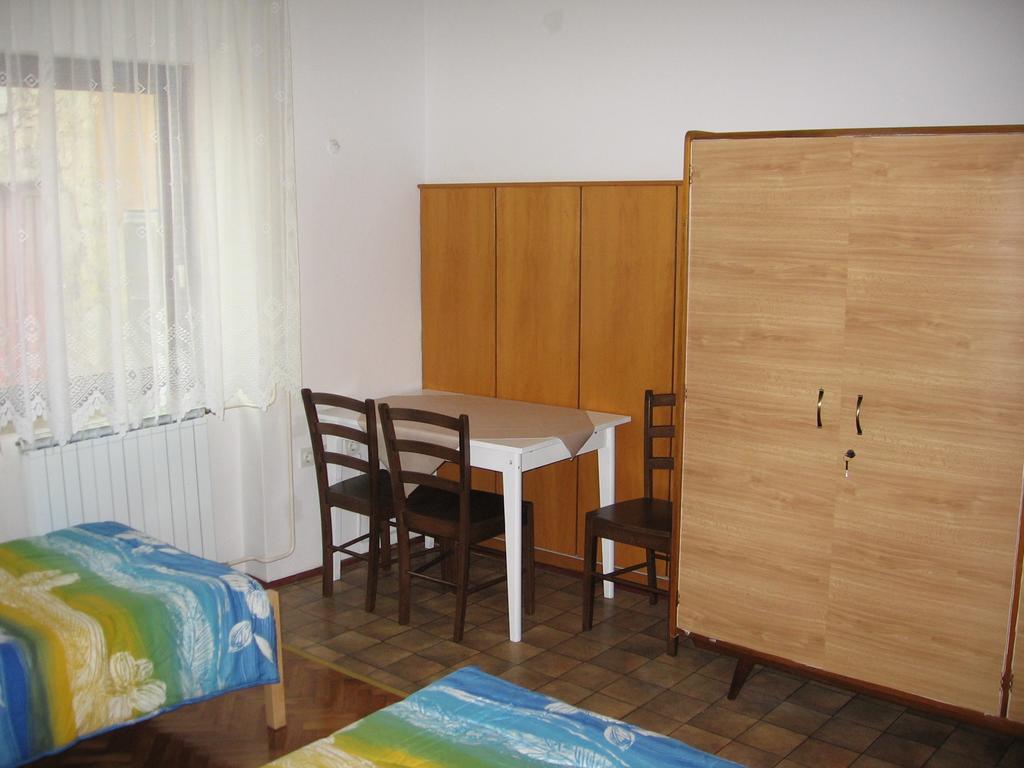 Guest House Roze Ілірська Бистриця Екстер'єр фото