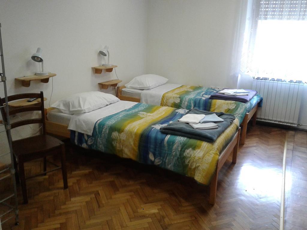 Guest House Roze Ілірська Бистриця Екстер'єр фото
